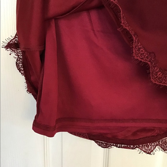 Ladies Nanamacs Burgandy Skirt Size Large - Picture 9 of 14